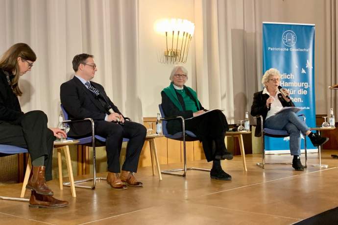 Diskussion "Der vergessene Tempel &ndash; Quo vadis Poolstra&szlig;e?"
