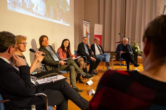 Diskussion: "Wem geh&ouml;rt das Stadtbild?"