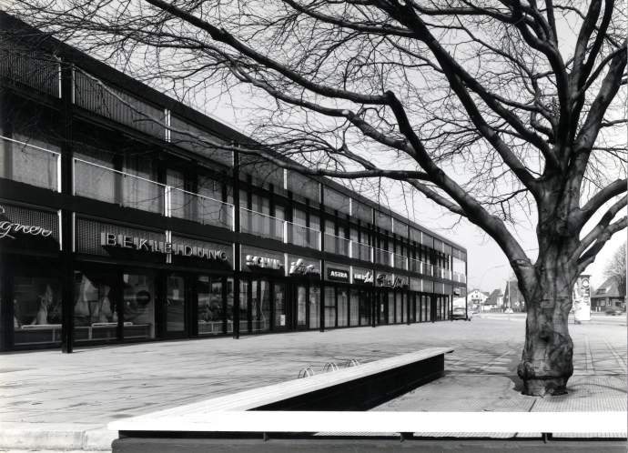 H&auml;ssliche Glask&auml;sten &ndash; so schick sahen sie vor 60 Jahren aus