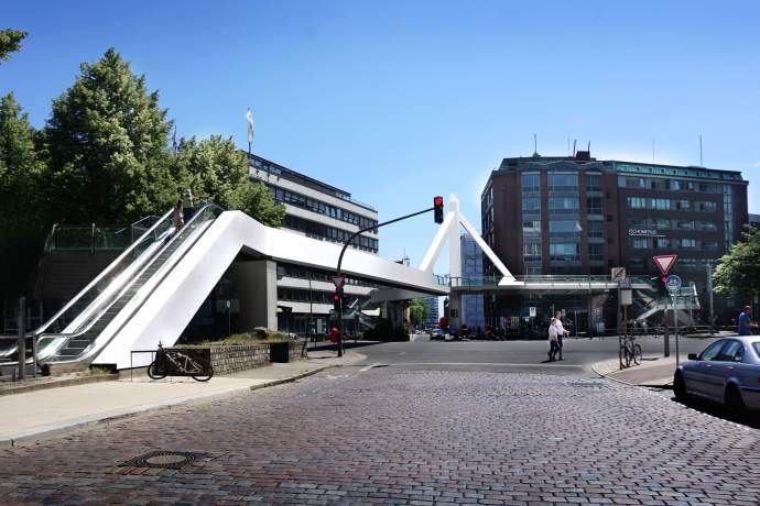 Viele Unterst&uuml;tzer wollen die Cremonbr&uuml;cke erhalten