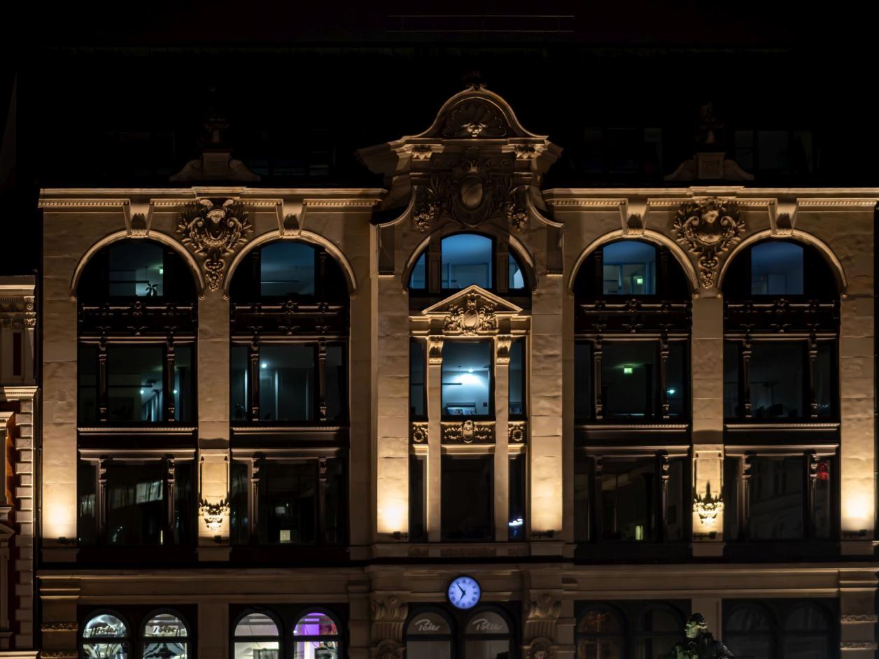 Abendlicher Rundgang zu Lichtern der Innenstadt