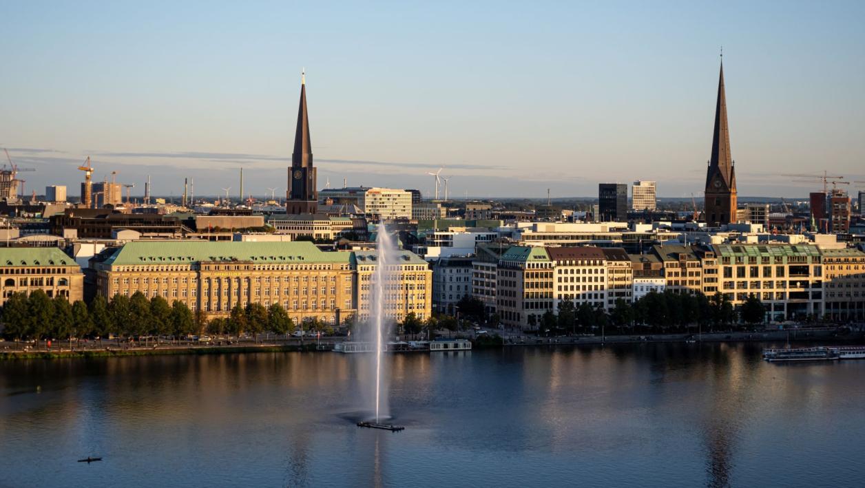 Besichtigung Finnlandhaus und Rundgang Esplanade