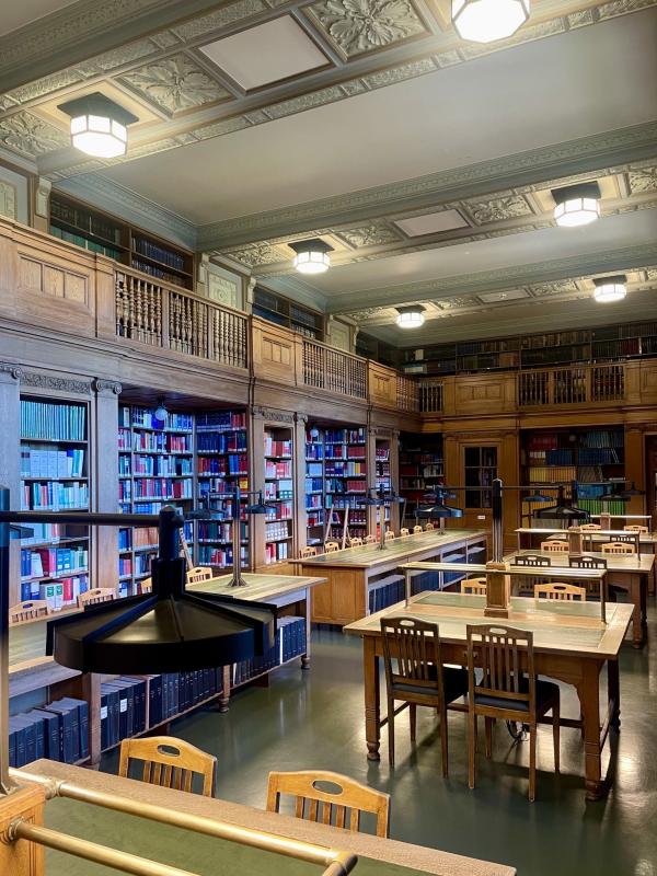 Bibliothek, Foto: Kristina Sassenscheidt