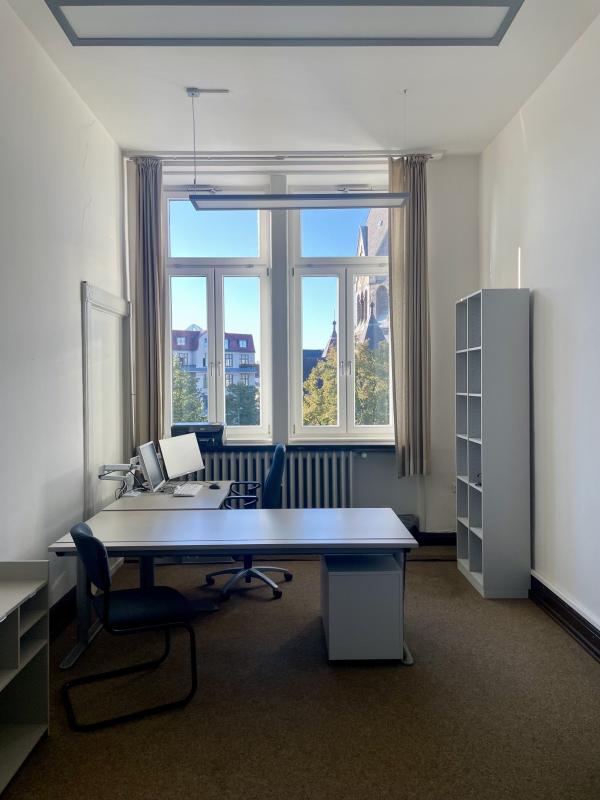 "Standard-B&uuml;ro", Foto: Kristina Sassenscheidt