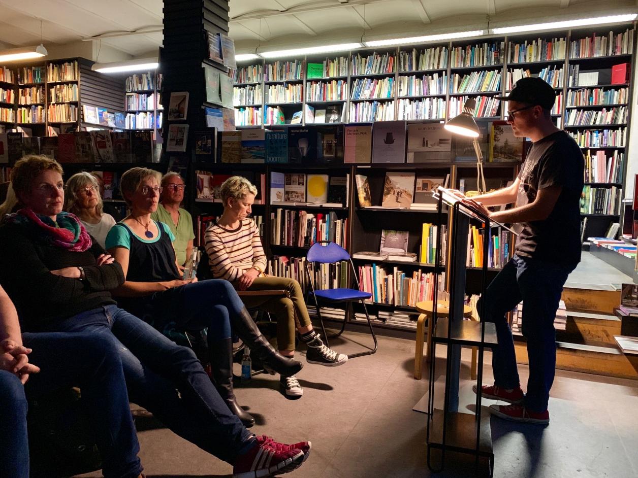 Buchvorstellung: Ein Haus auf dem Land / Eine Wohnung in der Stadt