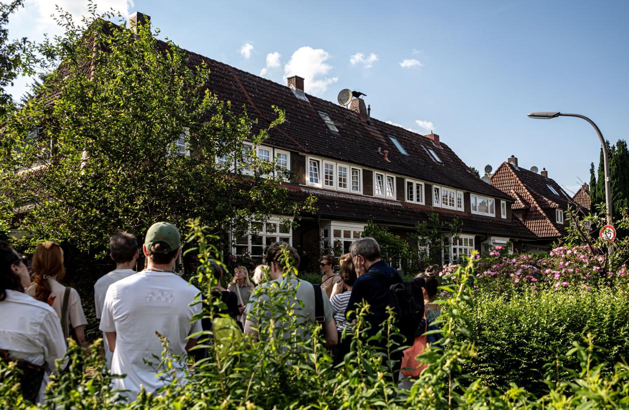 Rundgang durch die Steenkampsiedlung, Foto: Heinz Brossolat