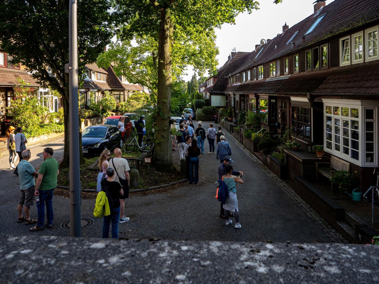 Rundgang durch die Steenkampsiedlung, Foto: Heinz Brossolat