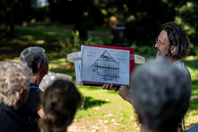 Rundgang: "Expedition in Harburgs Parklandschaft"