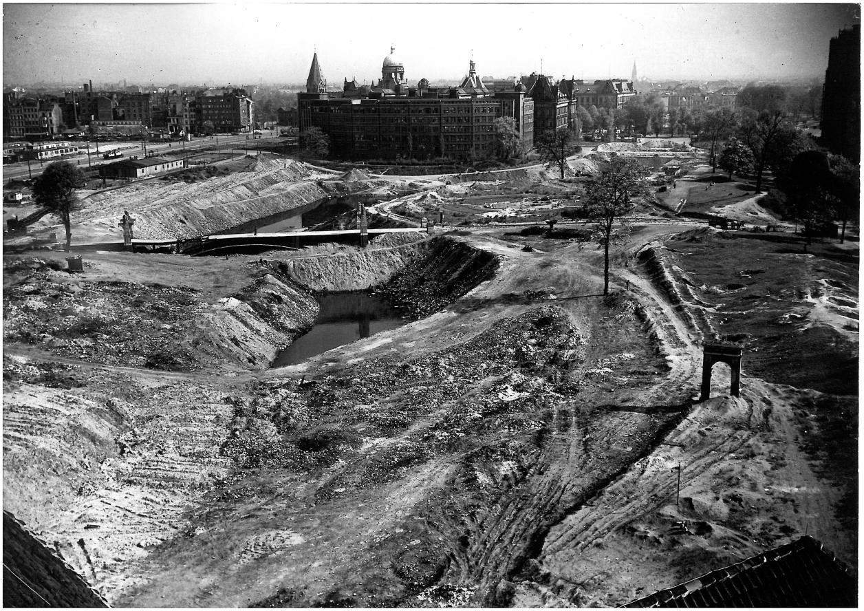 Verfüllung Große Wallanlagen (Quelle: Archiv der Gartendenkmalpflege der Behörde für Umwelt und Energie)