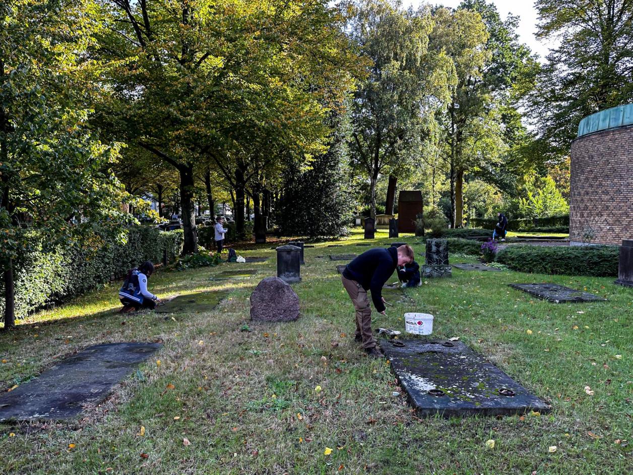 Zweiter Garteneinsatz Alter Hammer Friedhof