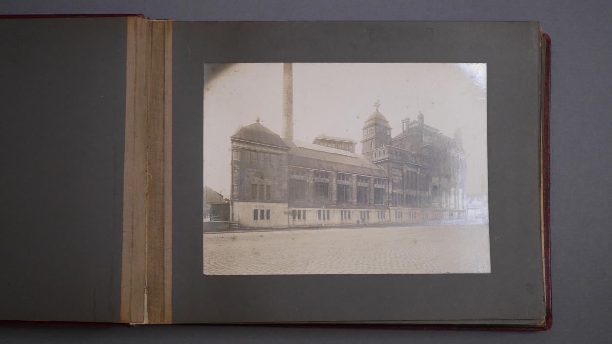 Restaurierung Fotoalbum Holstenbrauerei