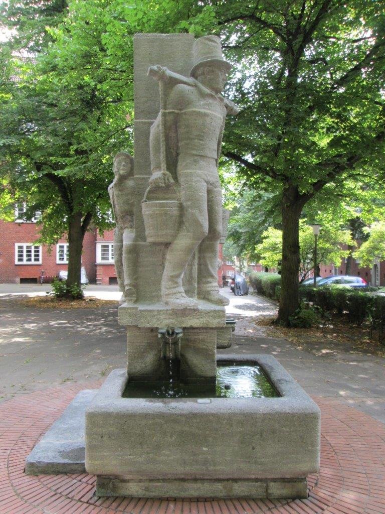 Restaurierung "Hummelbrunnen"