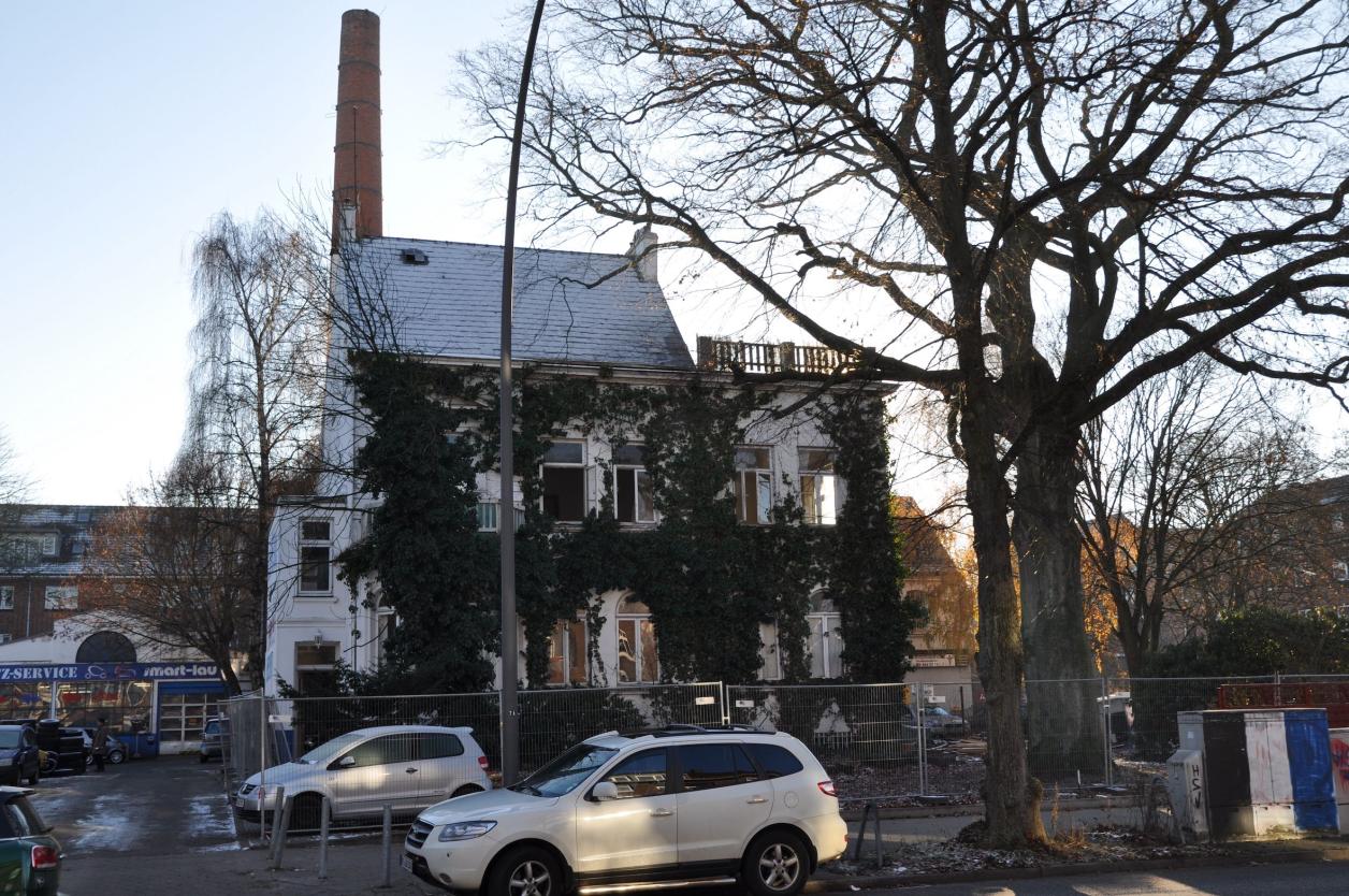 Die Fabrikantenvilla kurz vor ihrem Abriss 2023, Foto: Tobias Posadowsky
