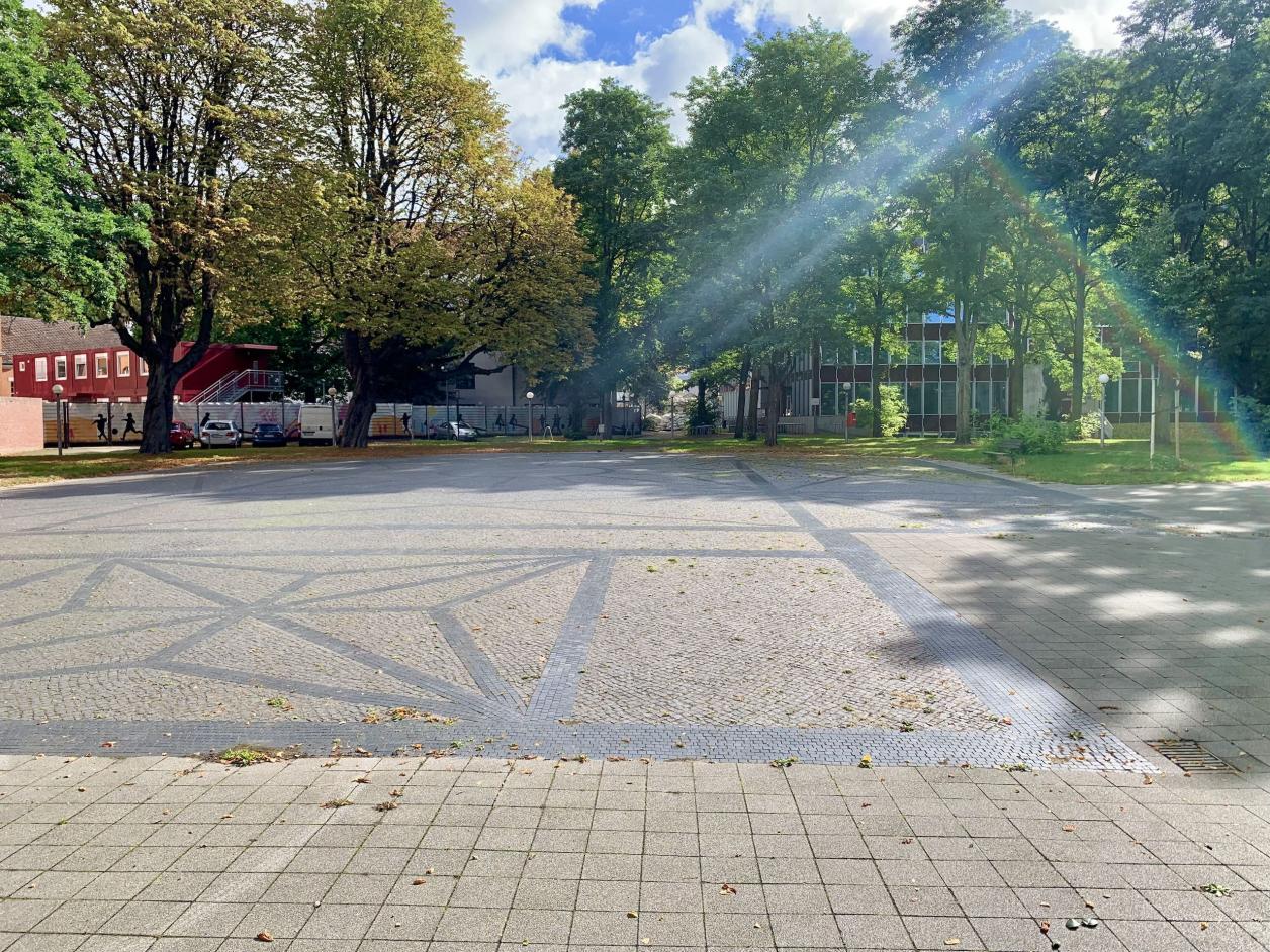 Geschichtszeugnisse am Joseph-Carlebach-Platz