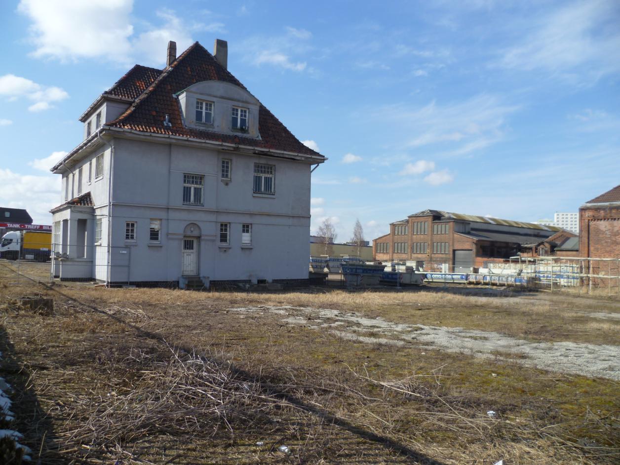 Die Metallfabrik bei einer Besichtigung 2013, Foto: Kristina Sassenscheidt